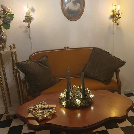 הילרוד Pegasus Bed & Breakfast מראה חיצוני תמונה