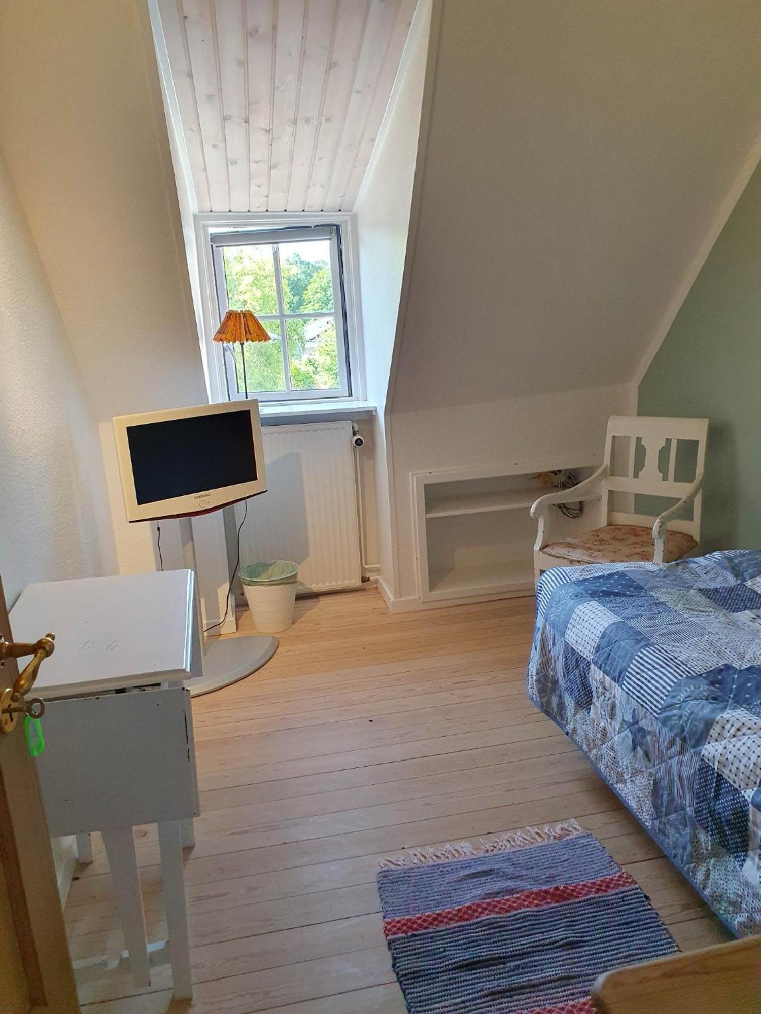 הילרוד Pegasus Bed & Breakfast מראה חיצוני תמונה
